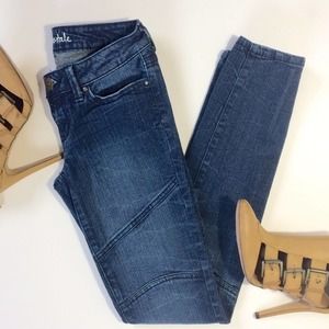 Aeropostale Ashley Ultra Skinny Jeans